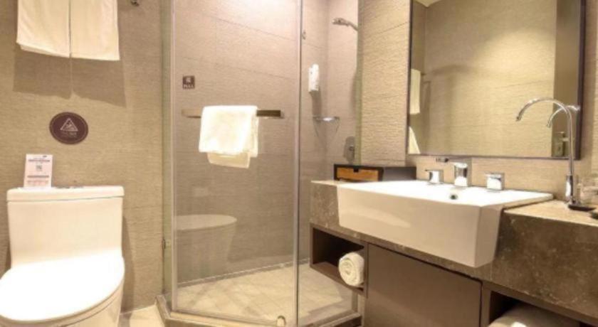 Xujiahui Branch Hotel 3*